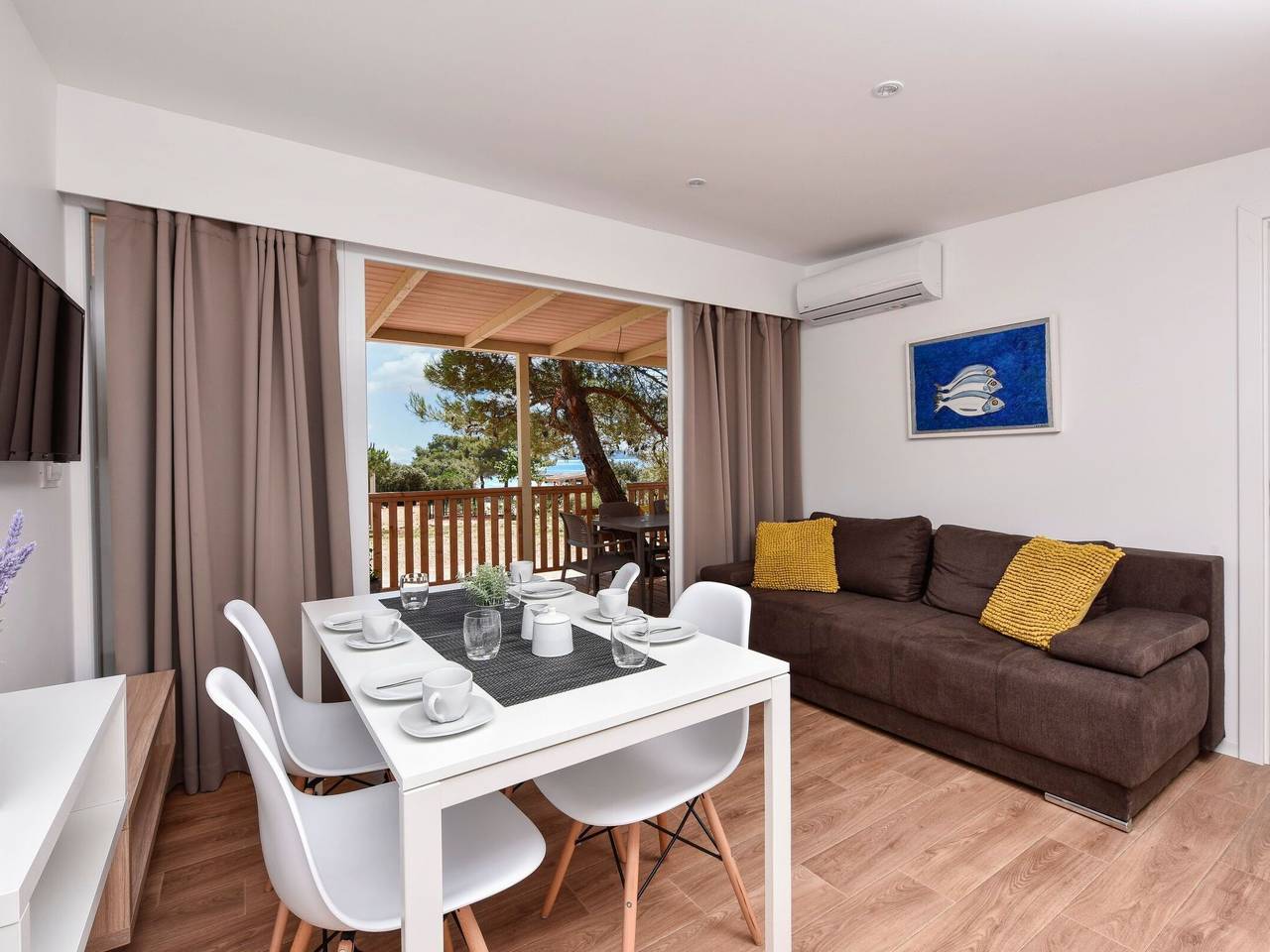 Ganze Wohnung, Mobilheim direkt am Strand in Ugljan, Insel Ugljan