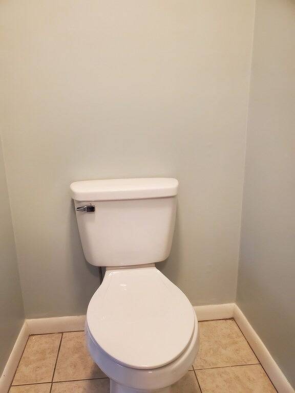 Sandy Paws - A Dog-Friendly Haven with Boat Parking on Oak Island, Nc in Oak Island (NC), Brunswick County