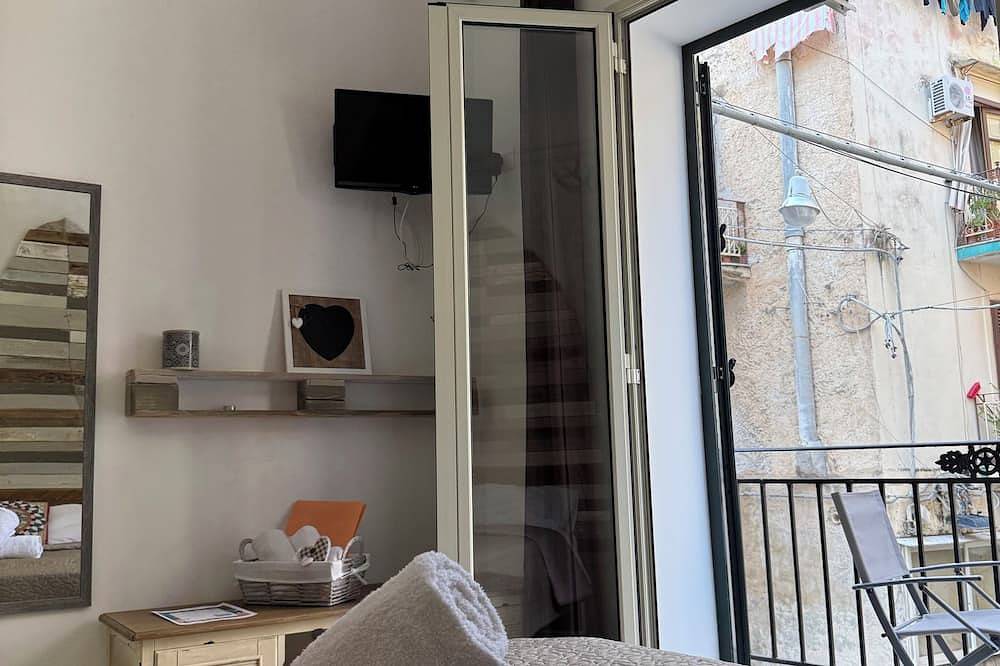 Apartamento entero, Foglie Road-Trip Base - L'Angoletto Di Andrea, Carini in Carini, Provincia de Palermo