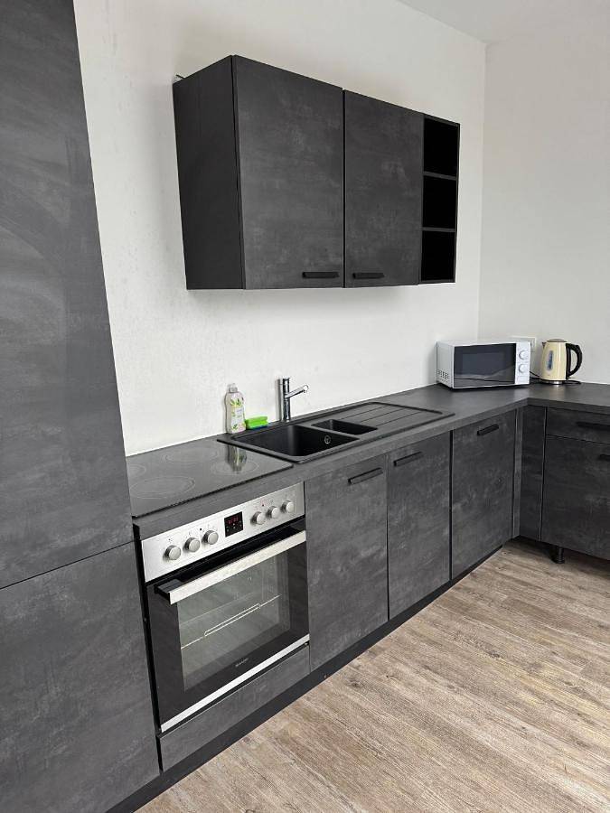 Ferienwohnung für 10 Personen, mit Balkon und Terrasse sowie Ausblick in Taucha