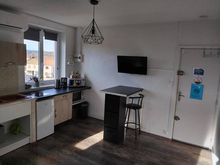 Gîte pour 3 personnes, avec vue à Hauteville-Lompnes - 4