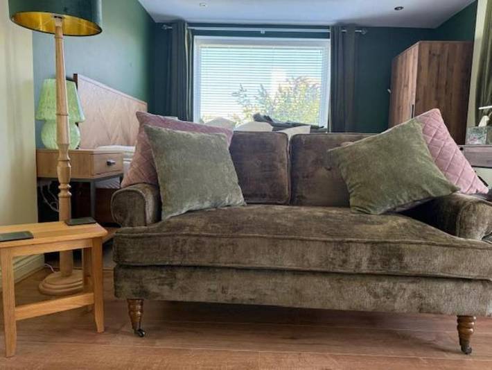Entire apartment, Studio Apartment in German, Glenfaba