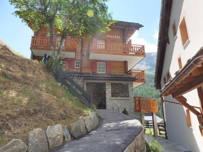Hütte für 4 Personen, mit Ausblick und Balkon, kinderfreundlich in Saas-Fee - 2