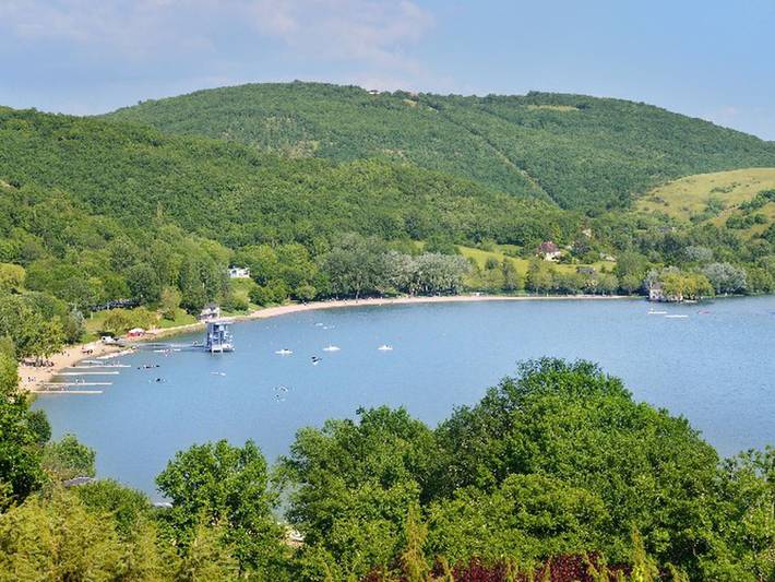 Camping pour 4 personnes, avec piscine, animaux acceptés dans le Limousin - 2