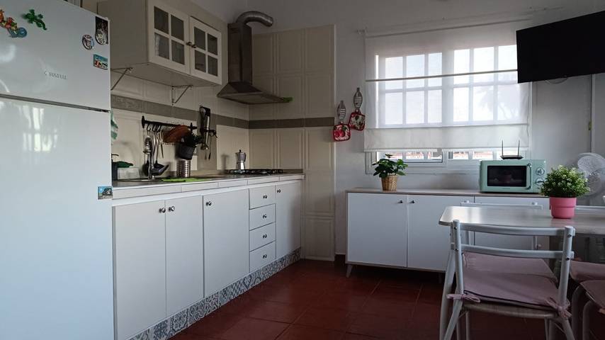 Ganze Wohnung, Ferienwohnung für 4 Personen mit Garten in El Pozo de las Calcosas, Valverde