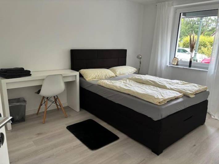 Ferienhaus für 8 Personen, mit Terrasse und Garten in Düsseldorf - 2