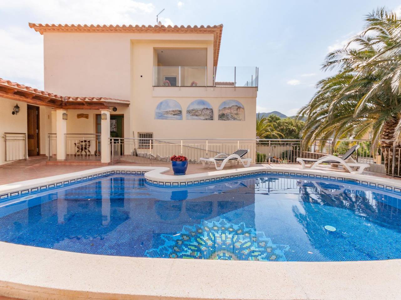 Villa moderne avec jardin in El Mas Fumats, Roses