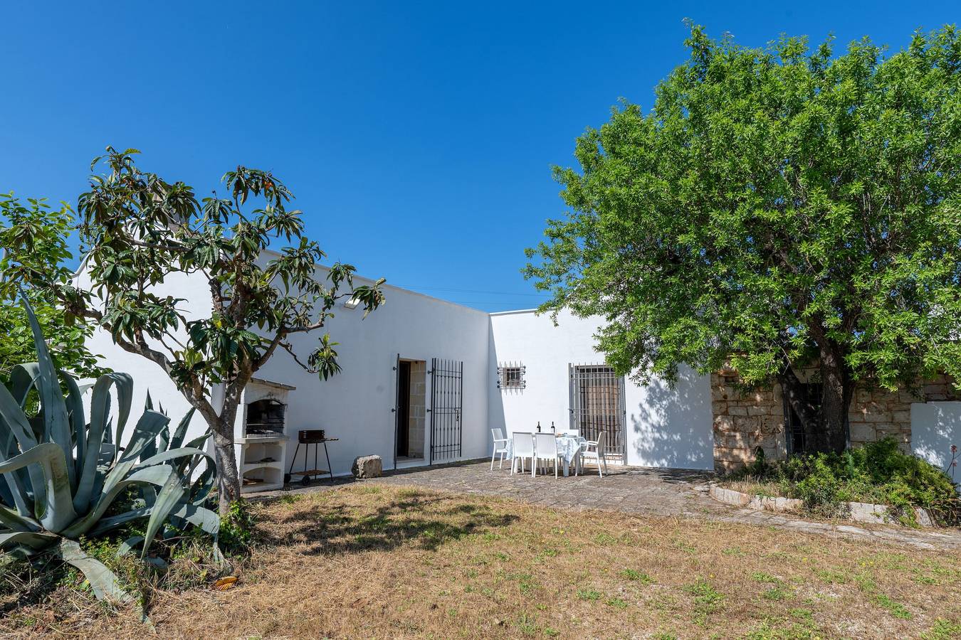 Casa vacanze 'Trullo Giovanni' con giardino privato, Wi-Fi e aria condizionata in Ceglie Messapica, Salento