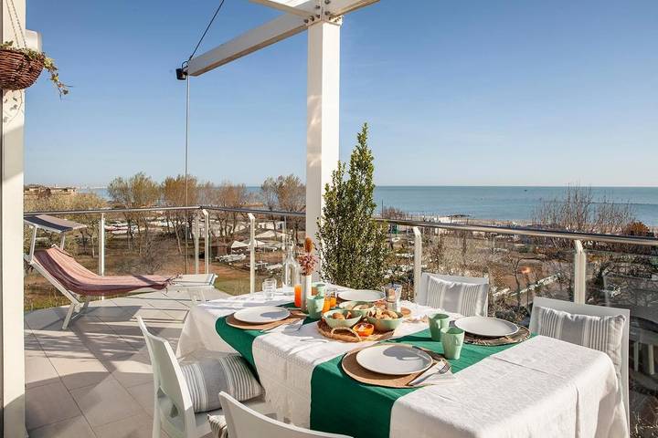 Ferienhaus für 5 Personen, mit Balkon und Terrasse sowie Ausblick in Cesenatico