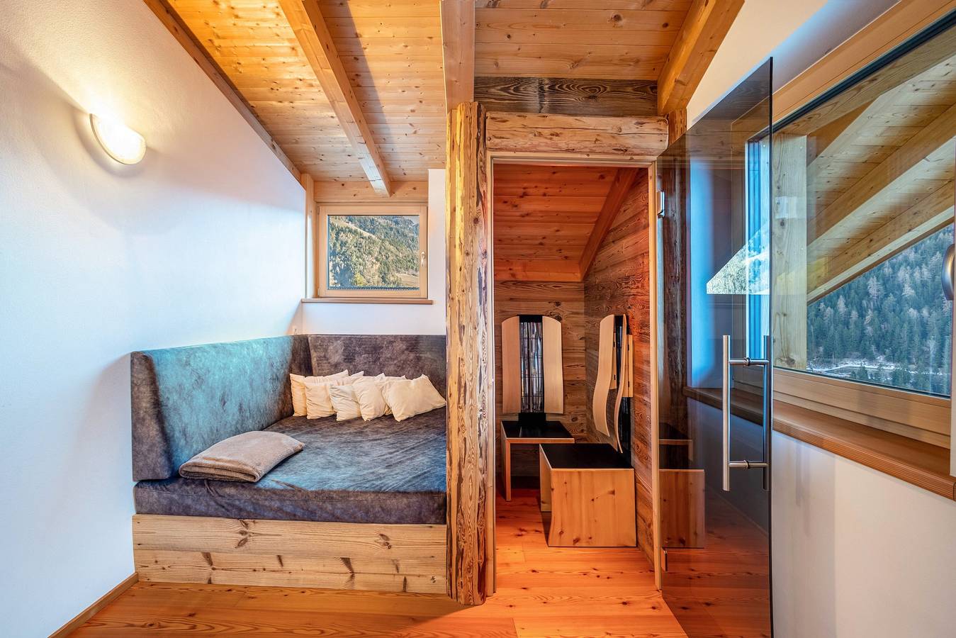 Ganze Wohnung, Ferienwohnung 'Kreuzplonhof Apt Dorfblick' mit Bergblick und privater Infrarotkabine in Lüsen, Dolomiti Superski