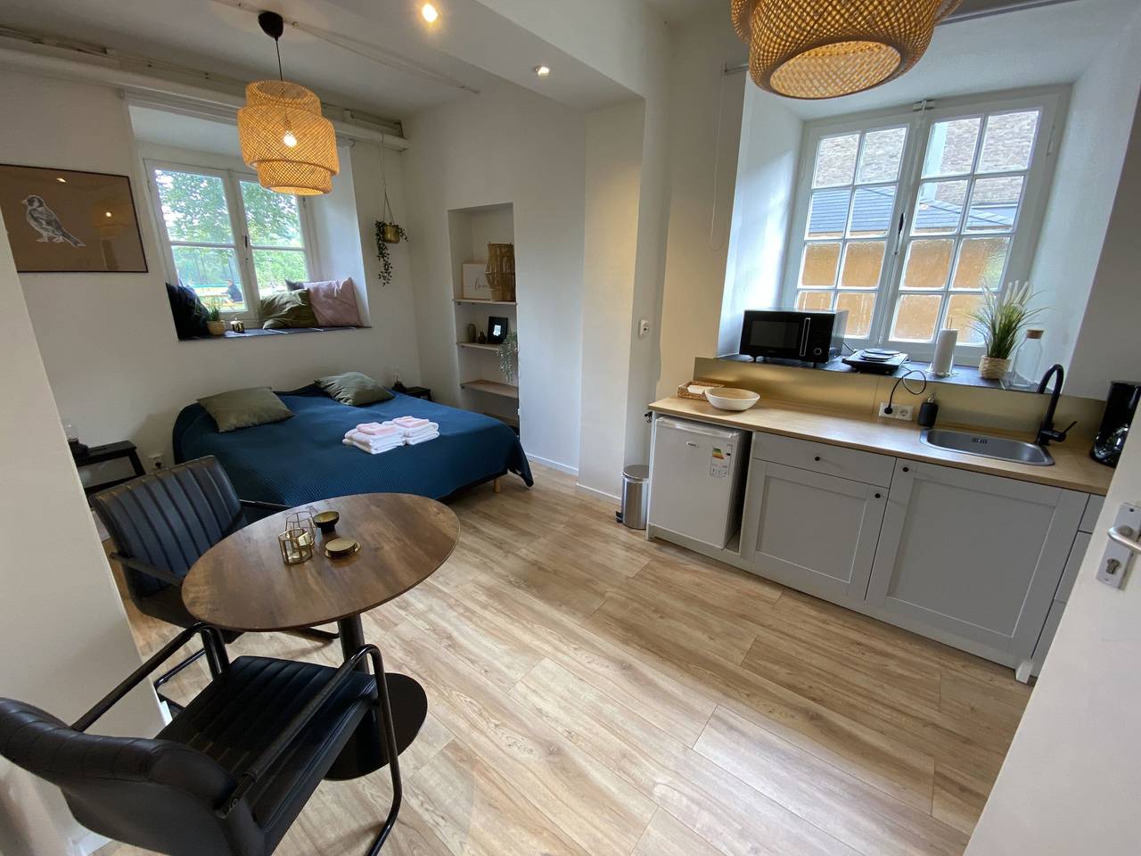 Ganze Wohnung, Modern Studio #3 in Historic Abbey in Limburg (Niederlande)