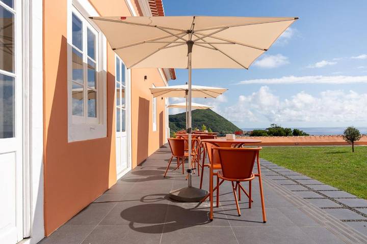 Hôtel pour 2 personnes, avec vue ainsi que piscine et jardin à Angra do Heroísmo - 3