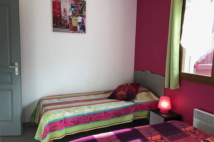 Location de vacances pour 5 personnes, avec jardin et terrasse à Sainte-Eulalie-en-Born - 4