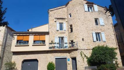 Maison d’hôte pour 2 personnes, avec vue et terrasse à Hérépian