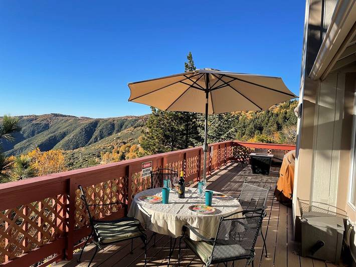 Log cabin for 8 people, with balcony in Running Springs