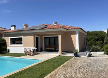 Chambre d’hôte pour 2 personnes, avec jardin et piscine à Setúbal