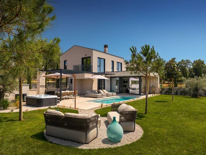 Ferienhaus für 6 Personen, mit Sauna und Garten sowie Terrasse in Porec und Umgebung - 2