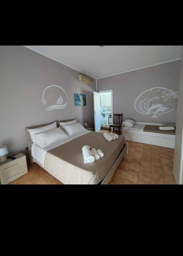 B&b per 3 persone, con balcone in Portopalo di Capo Passero