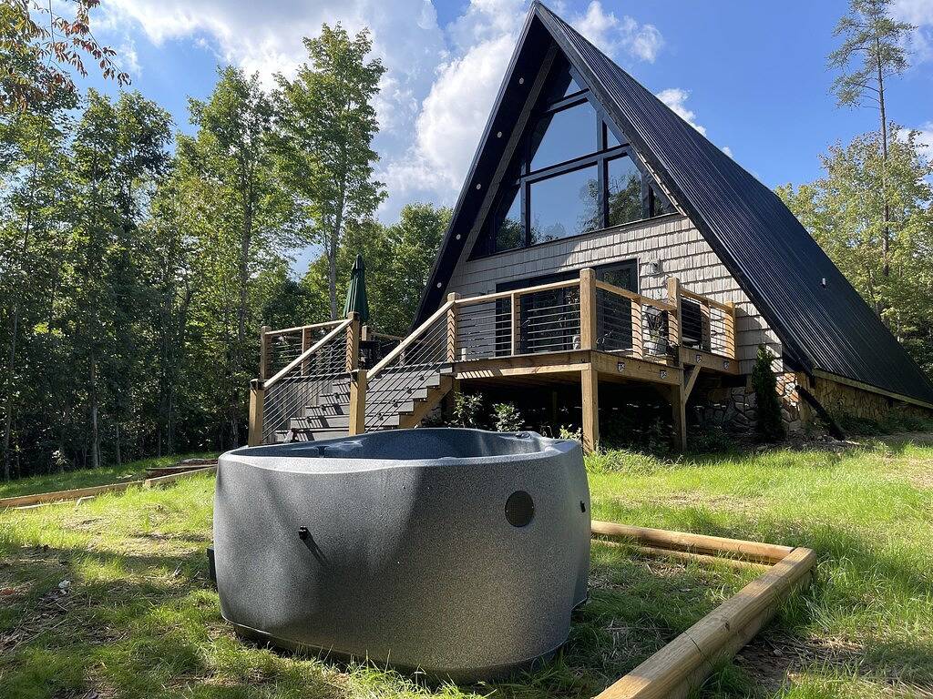 Exclusive Couples Getaway with Romantic Amenities, Private & Beautiful A-Frame in Surry County