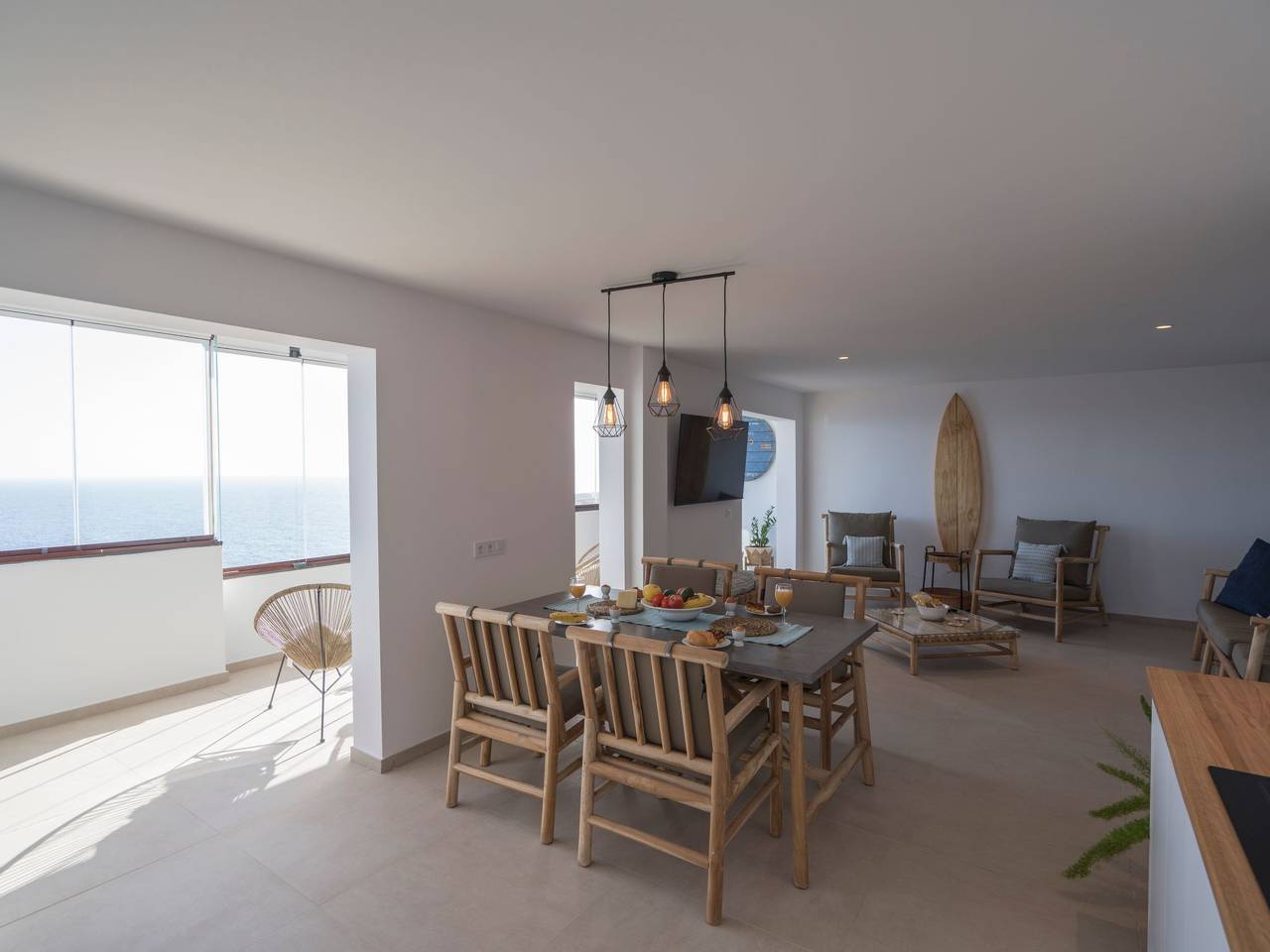 Appartement entier, Helle Wohnung mit atemberaubender Aussicht auf das Meer und den Strand in Playa de la Nea, El Rosario