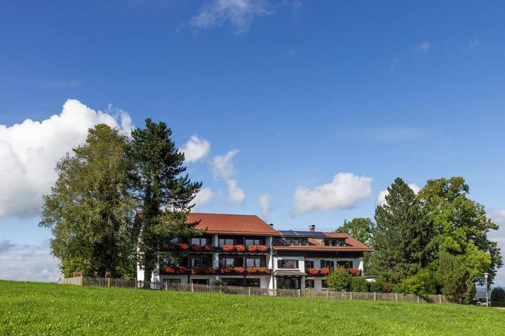 Ferienhaus für 2 Personen, mit Ausblick und Garten sowie Sauna in Seeg - 2