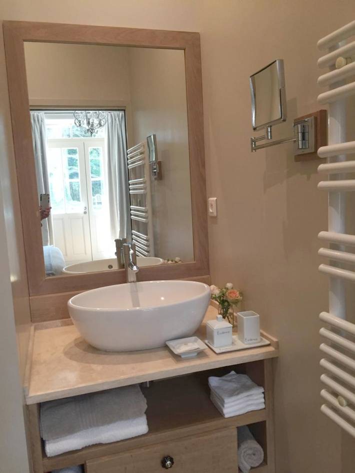 Gîte pour 2 personnes, avec piscine ainsi que jardin et sauna à Mercurey - 4