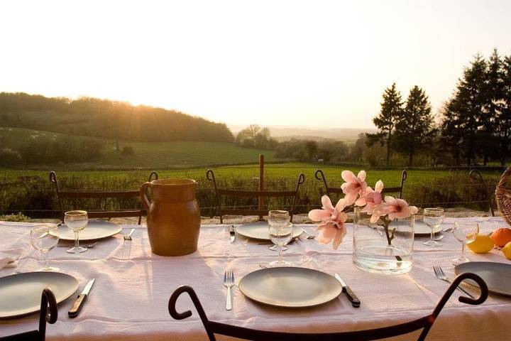 Location de vacances pour 20 personnes, avec sauna et piscine ainsi que vue et jardin, animaux acceptés à Saint-Germain-des-Champs - 4