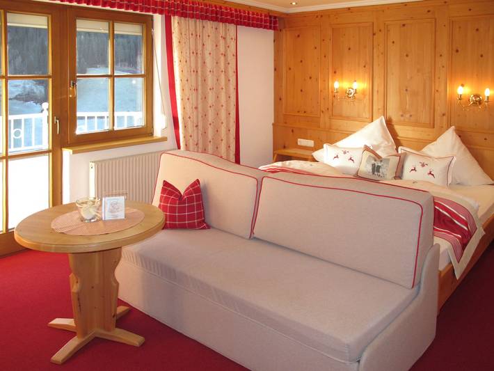 Ferienwohnung für 14 Personen, mit Balkon und Garten in Kappl - 4