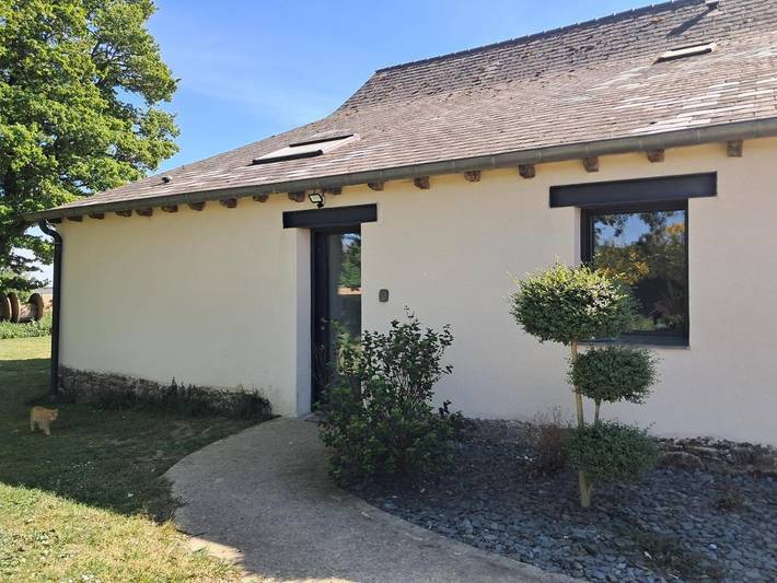 Location de vacances pour 17 personnes, avec terrasse et jacuzzi, animaux acceptés à La Mézière - 4