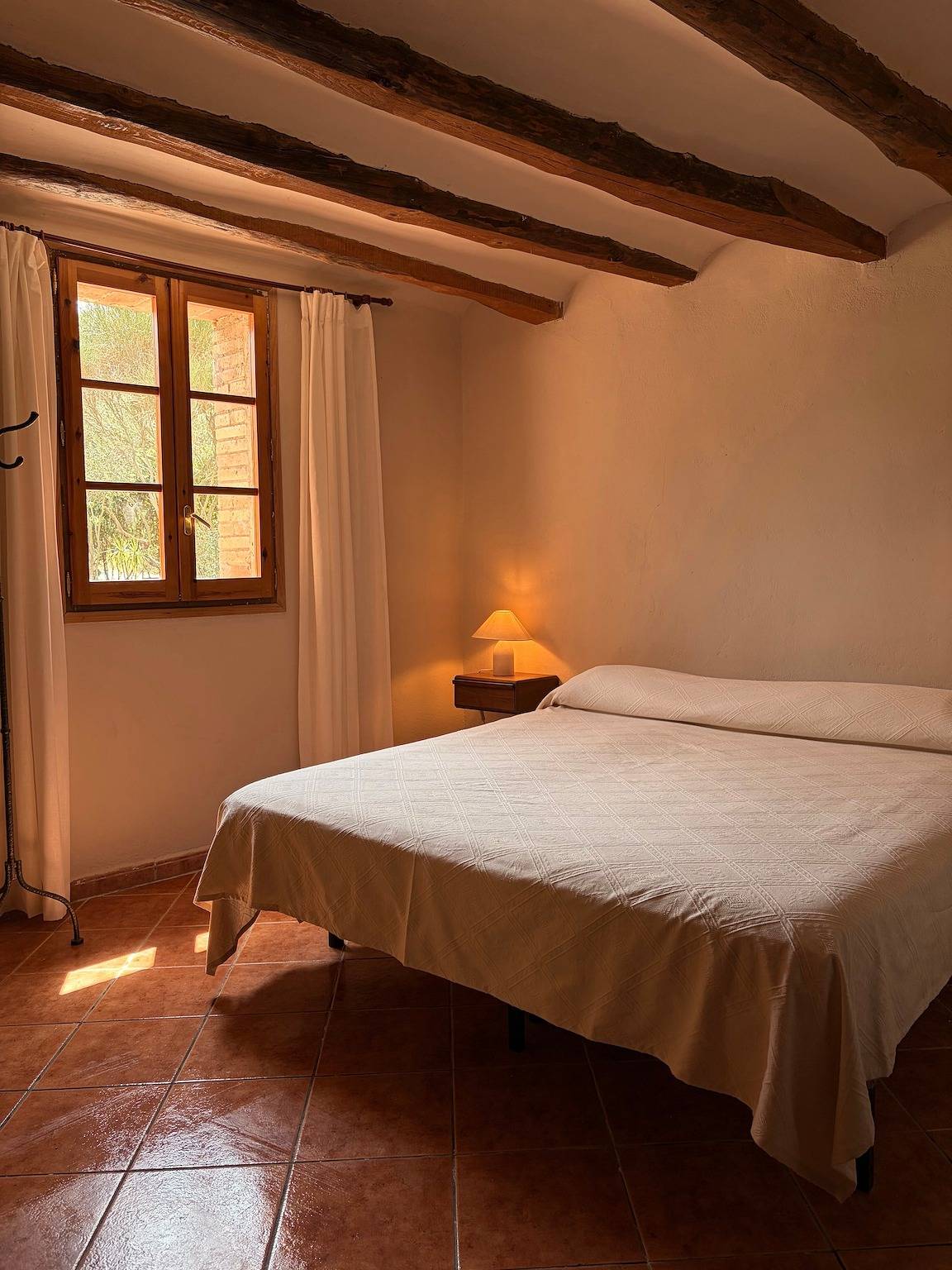 Casa rural 'El Masot de Durban' con vistas a la montaña, terraza privada y Wi-Fi in Veciana, Interior de Barcelona