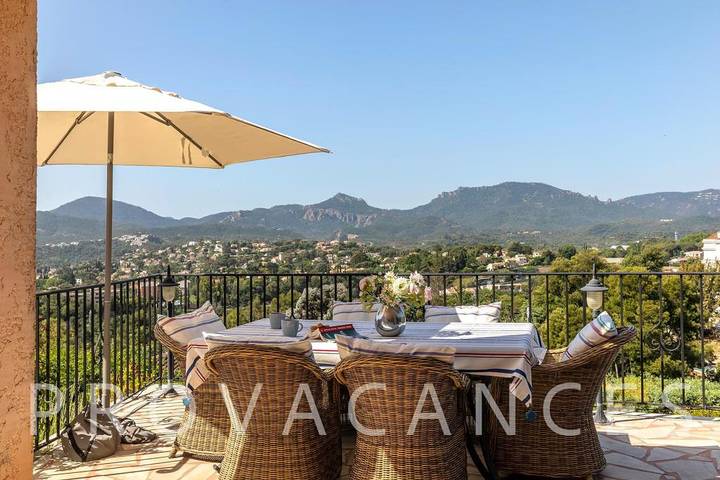 Villa pour 6 personnes, avec piscine et jardin dans Massif de l'Esterel - 2