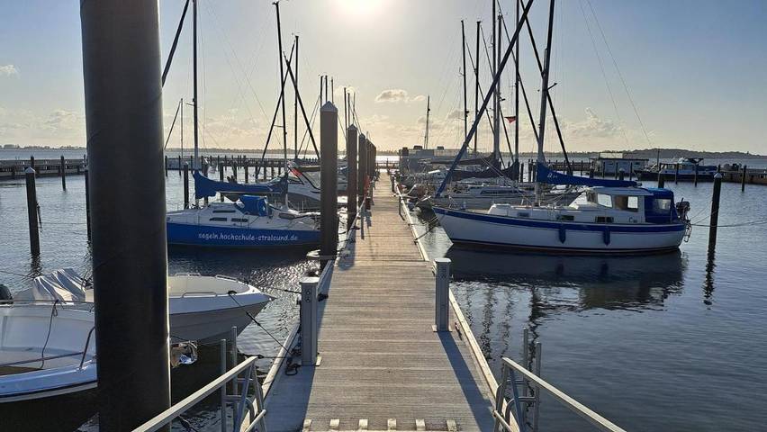 Hausboot Harmonie in Stralsund, Stralsund Umland
