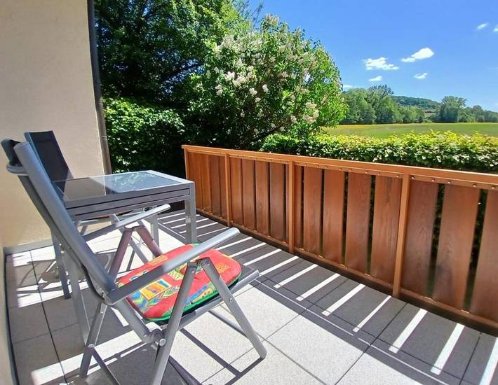 Ferienwohnung für 4 Personen, mit Balkon und Terrasse sowie Garten und Ausblick