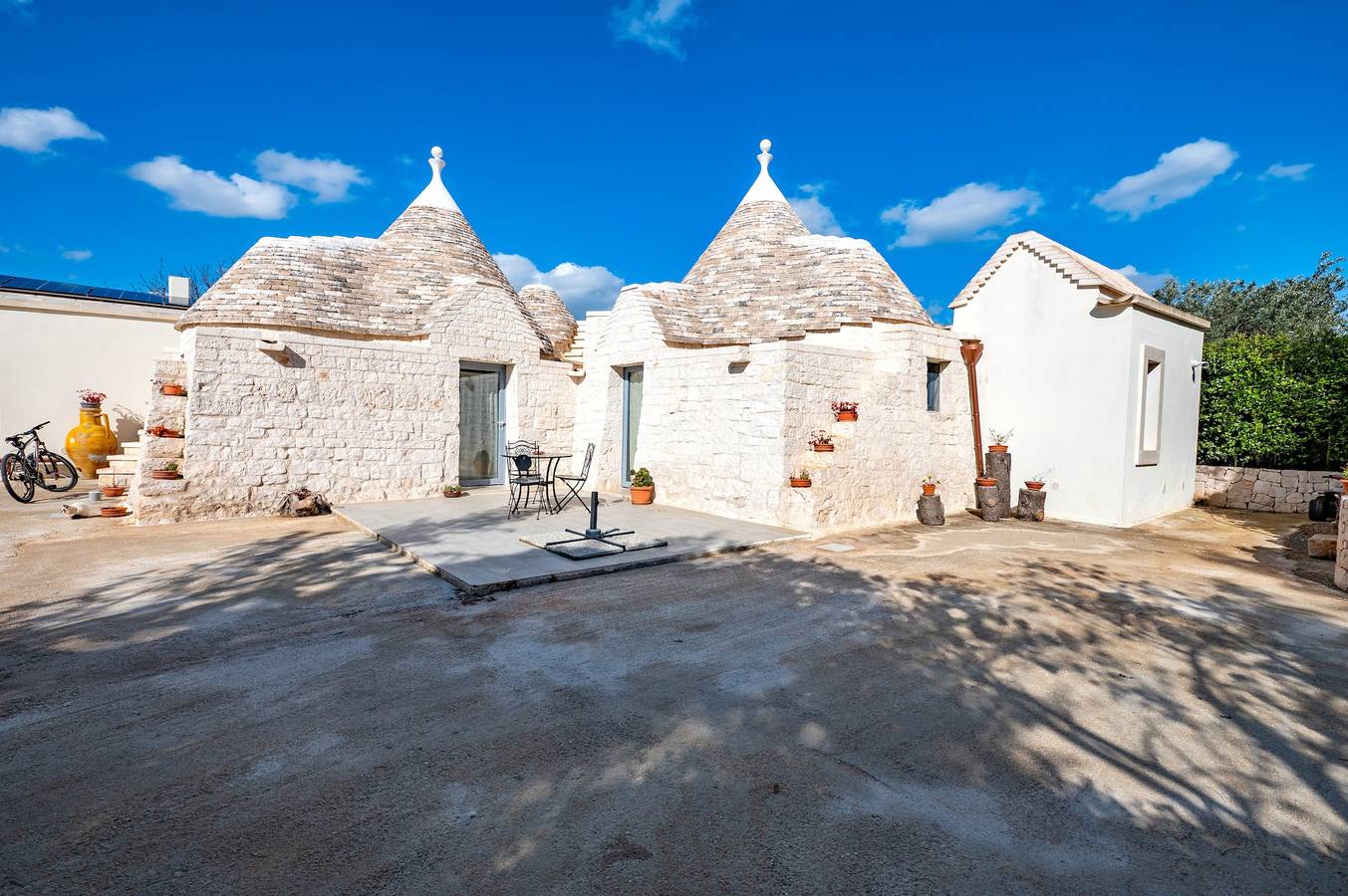 Maison de vacances "La Valle dei Trulli" avec jardin privé, bain à remous & Wi-Fi in Martina Franca, Province de Taranto