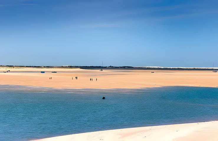Location de vacances pour 6 personnes, avec Balcon et Jardin à Les Mathes