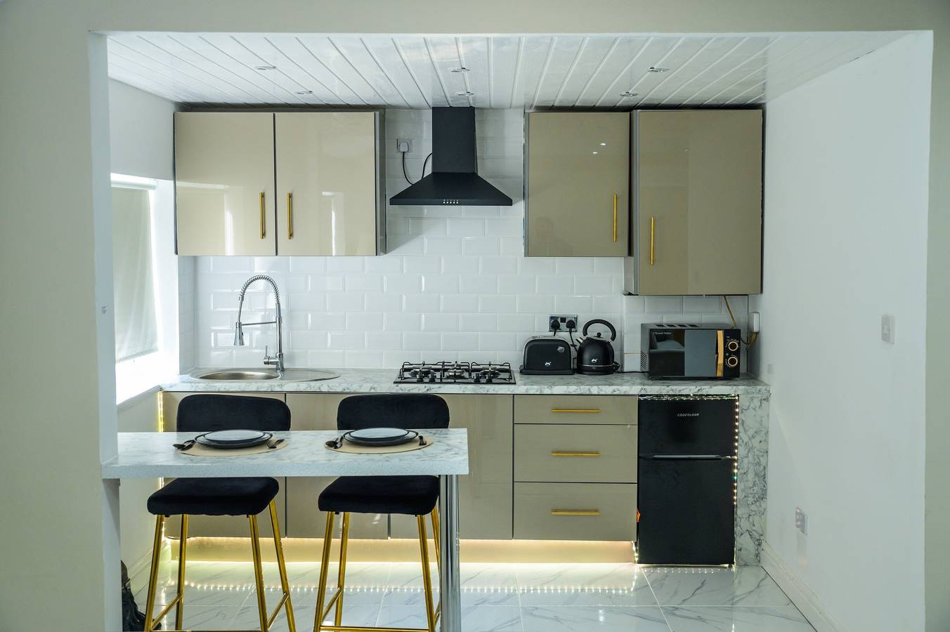 1 Bed House - Sleeps 2 - Parking - Wifi in Bradford, Yorkshire de l'Ouest