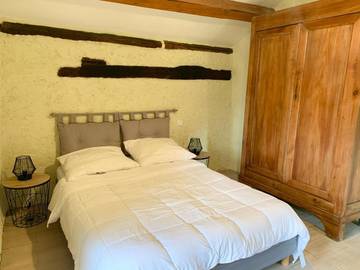 Gîte pour 6 personnes, avec jardin et vue à Aujac