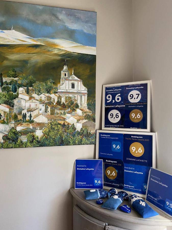 Chambre d’hôte pour 5 personnes, avec terrasse ainsi que jardin et piscine dans le Vaucluse - 3