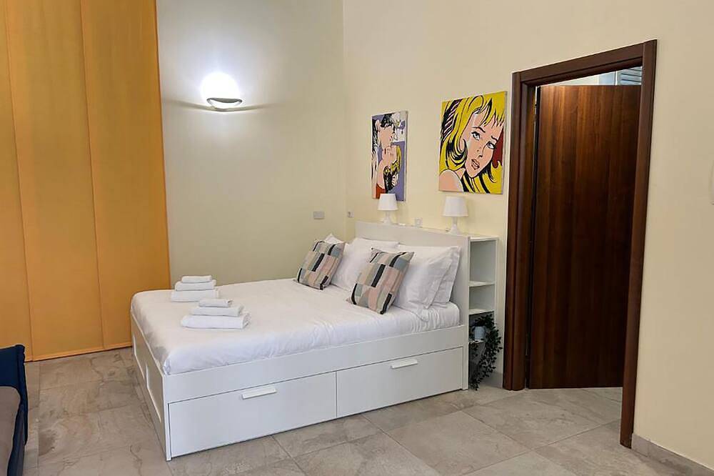 Apartamento entero, Independent Rooms by Ghor in Centro de Roma, Roma