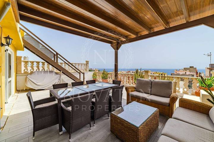 Ferienhaus für 8 Personen, mit Balkon - 1