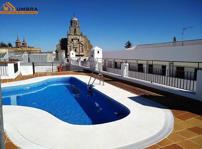 Ferienwohnung für 4 Personen, mit Pool und Ausblick in Jerez de la Frontera