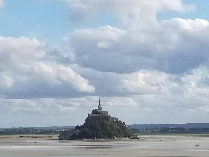 Location de vacances pour 8 personnes, avec vue et jardin à Saint-Jean-le-Thomas