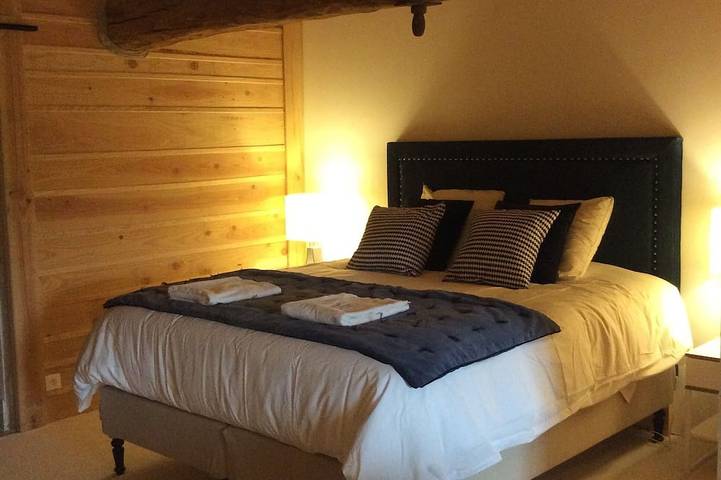 Location de vacances pour 6 personnes, avec jacuzzi et balcon ainsi que sauna et jardin à Abjat-sur-Bandiat - 2