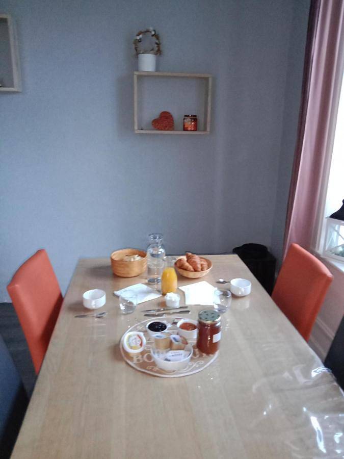 Gîte pour 2 personnes, avec jardin et vue, animaux acceptés à Granges-sur-Vologne - 2