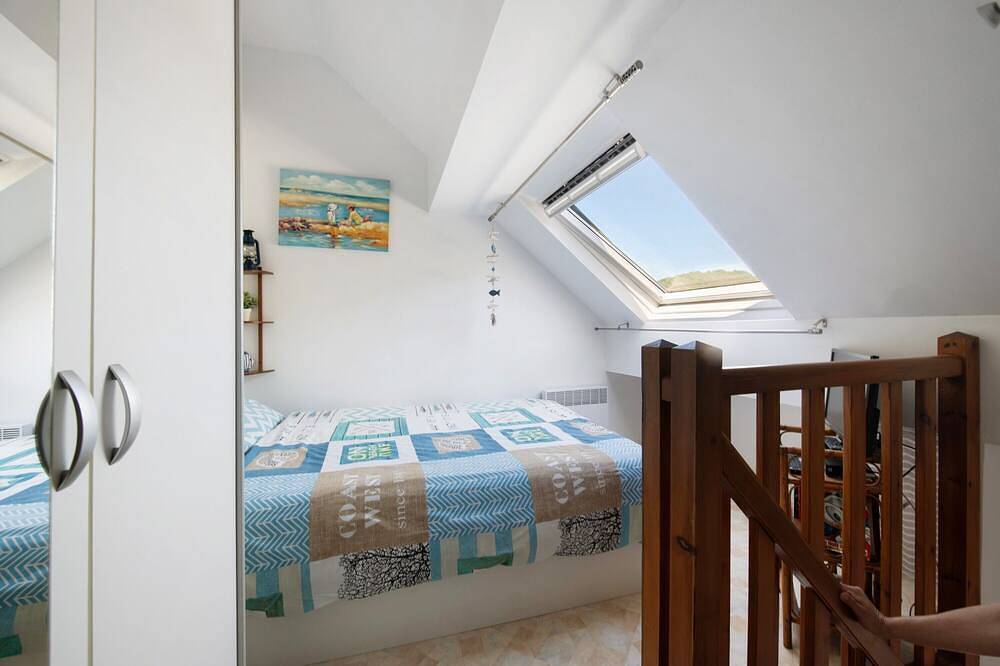 Appartement entier, Duplex à Carolles, Baie du Mont Saint Michel, à 50 m de la plage in Carolles, Côte de la Déroute
