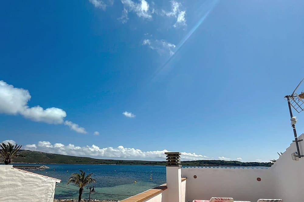 Entire apartment, Apartamento con vistas al mar en Fornells in Fornells, Es Mercadal