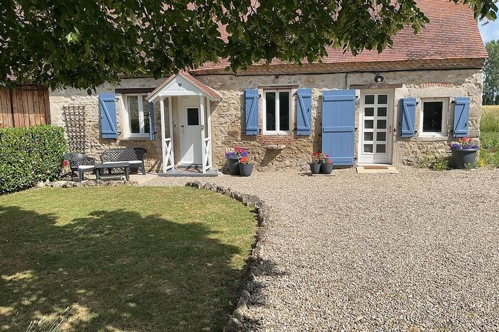 Gîte pour 5 personnes, avec Jardin dans Allier