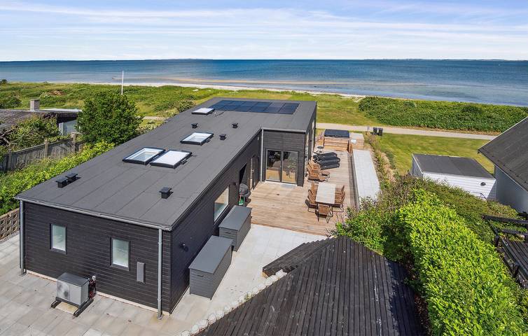 Ferienhaus für 6 Personen, mit Garten und Sauna sowie Terrasse in Dyngby Strand