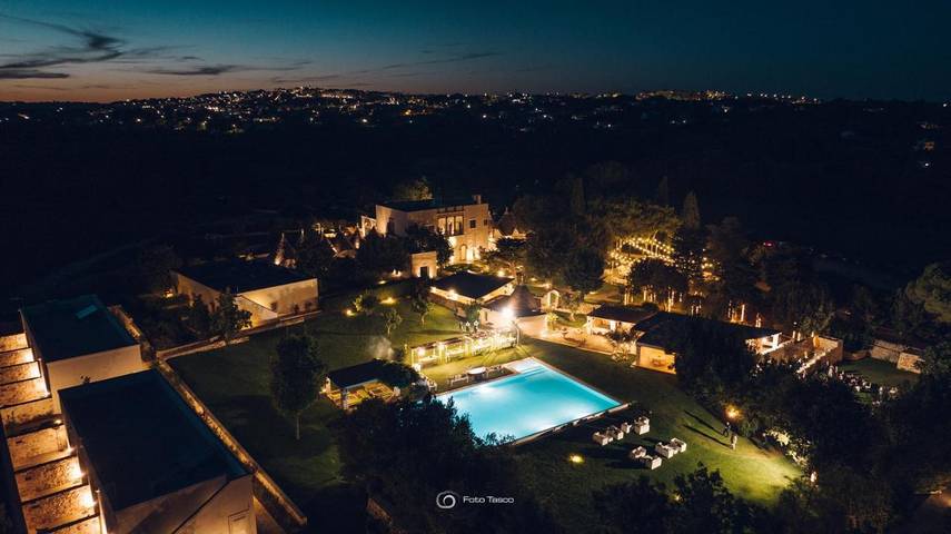 Hôtel pour 3 personnes, avec piscine ainsi que jardin et vue