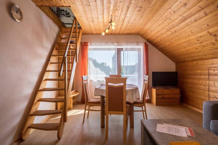 Ferienwohnung für 4 Personen, mit Balkon und Garten sowie Seeblick in Immenstaad - 3